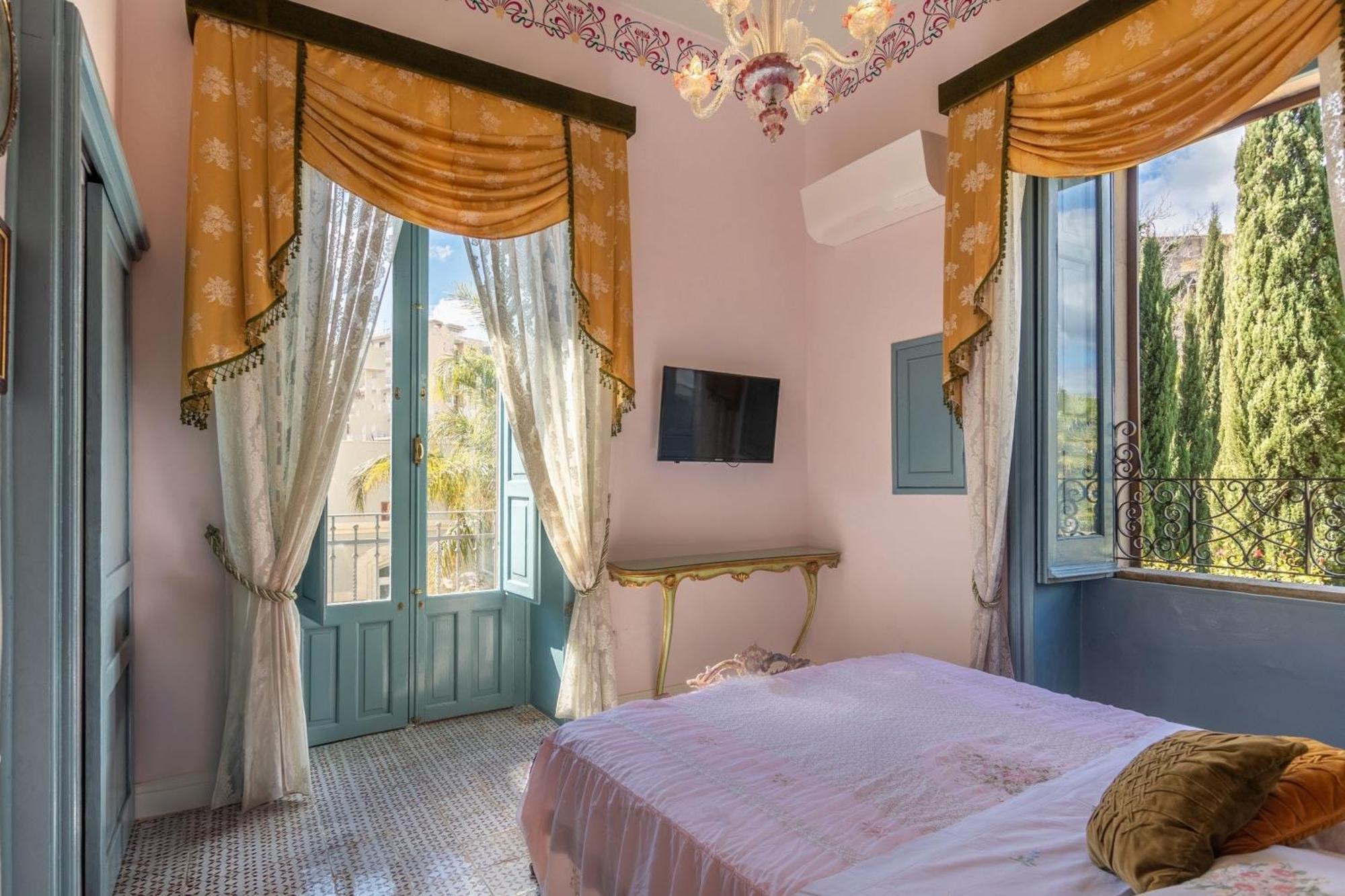 Villa Nicolaci - Liberty Suites Noto Bagian luar foto